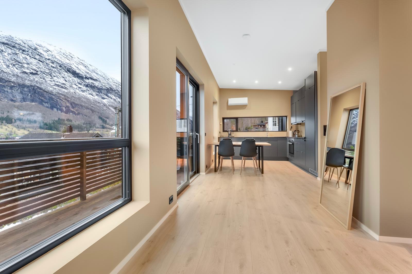 Aurora apartments